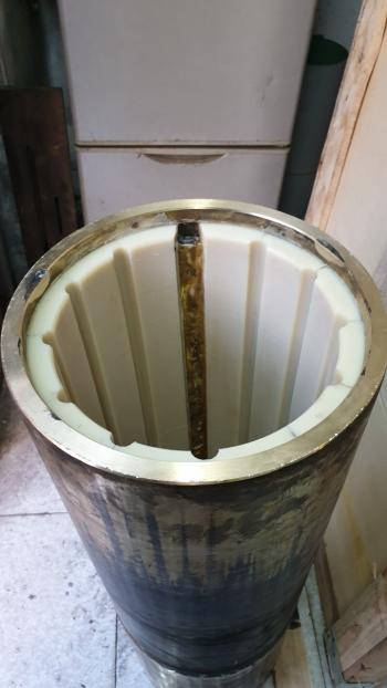 Bạc nhựa vỏ đồng thau